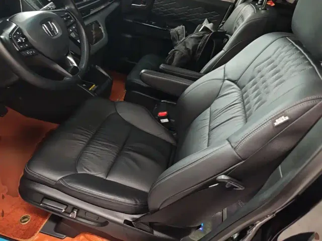 Honda Elysion — Фото автомобиля 14