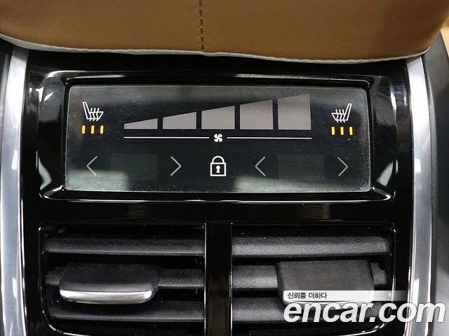 Volvo XC60 2nd Gen — Фото автомобиля 12