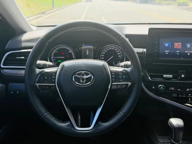 Toyota Camry — Фото автомобиля 12