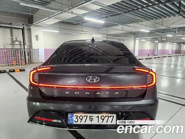 Hyundai Sonata — Фото автомобиля 5