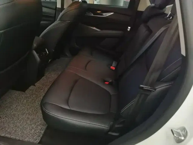 Maxus SAIC Maxus EUNIQ 6 — Фото автомобиля 16