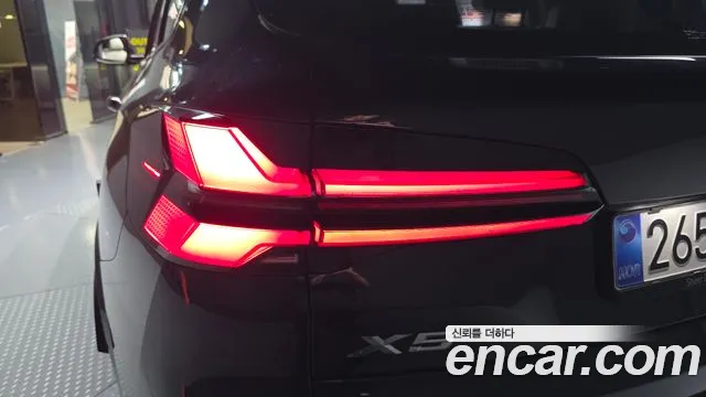BMW X5 xDrive 40i M Sport — Фото автомобиля 20
