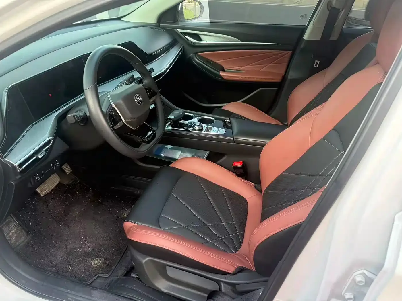 Changan Eado 2023 Enjoy Edition PLUS Blue Whale NE 1.4T GDI DCT Premium Edition — Фото автомобиля 4