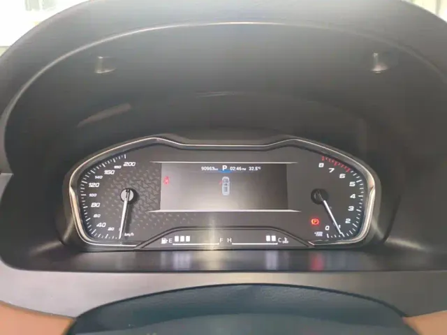 Maxus G20 — Фото автомобиля 11