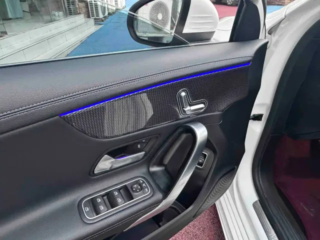 Mercedes-Benz A-Class — Фото автомобиля 10