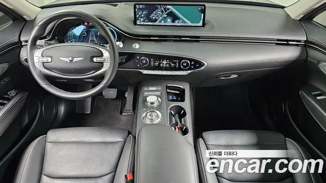 Genesis GV70 — Фото автомобиля 10