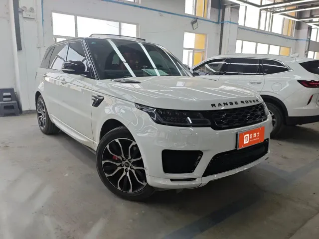 Land Rover Range Rover Sport — Фото автомобиля 7