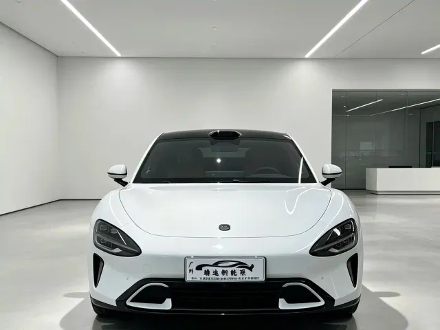 Xiaomi SU7 — Фото автомобиля 2