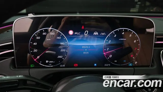 Mercedes-Benz E-Class — Фото автомобиля 8