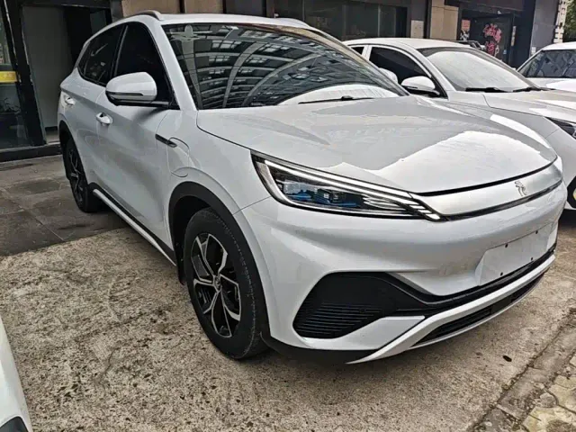 BYD Yuan PLUS — Фото автомобиля 3