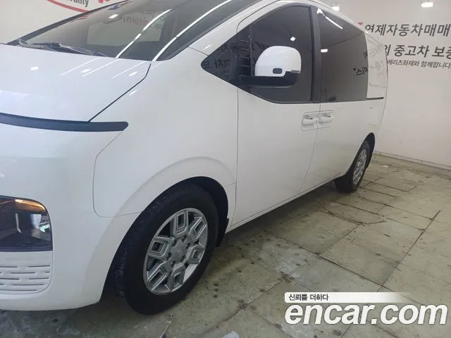 Hyundai Staria Staria Карго 5 мест — Фото автомобиля 3