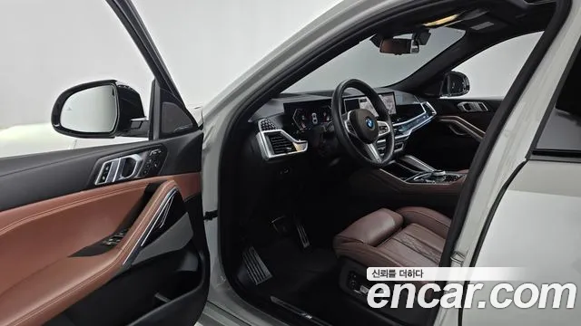 BMW X6 xDrive40i M Sport — Фото автомобиля 8
