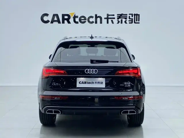 Audi Q5L — Фото автомобиля 4