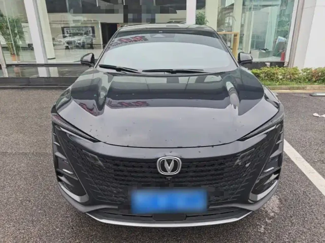 Changan UNI-T — Фото автомобиля 2