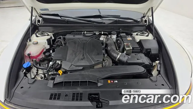 Hyundai Grandeur GN7 — Фото автомобиля 6