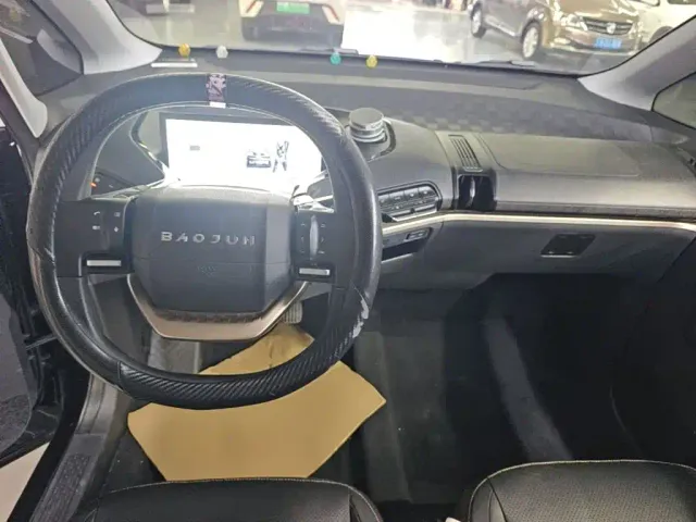 Baojun KiWi EV — Фото автомобиля 9