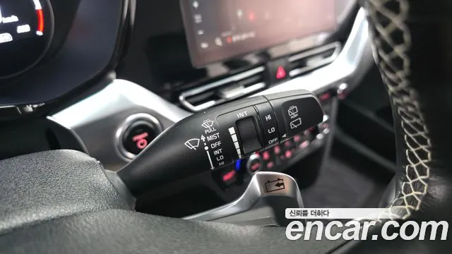 Kia Niro — Фото автомобиля 18