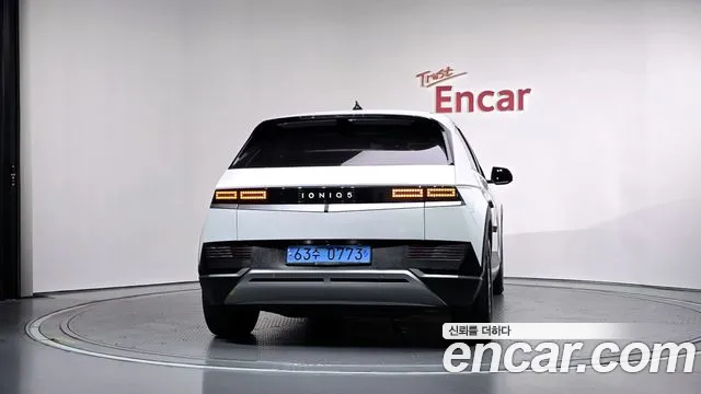 Hyundai Ioniq 5 — Фото автомобиля 4