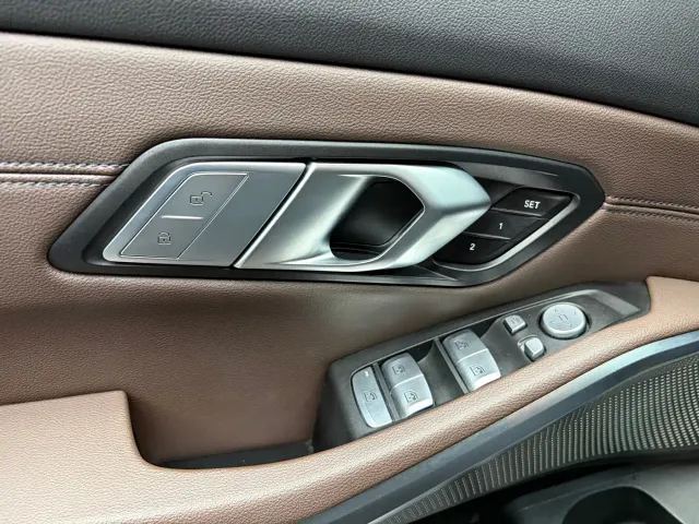 BMW 3 Series — Фото автомобиля 15