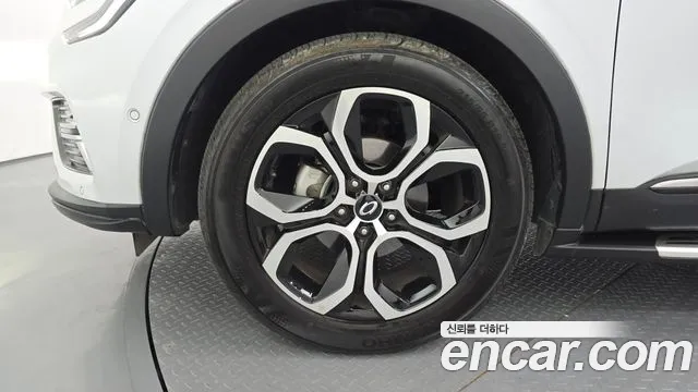 Renault Korea XM3 — Фото автомобиля 5