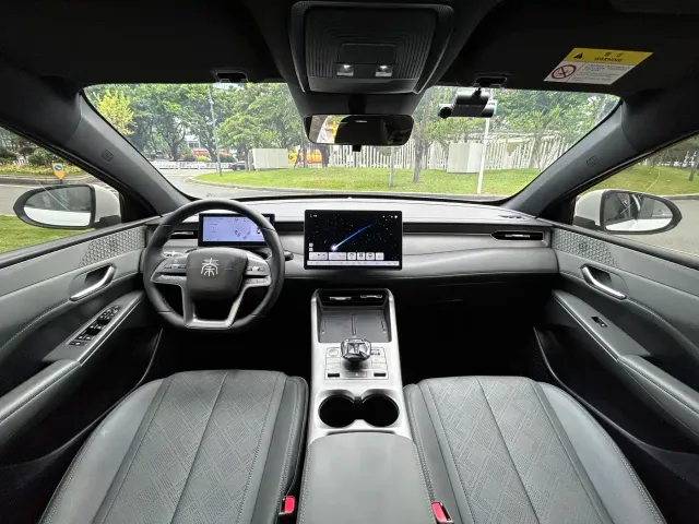 BYD Qin PLUS — Фото автомобиля 8