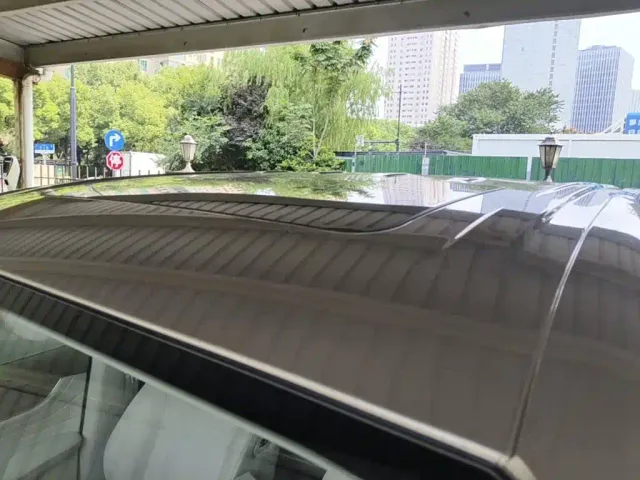 Roewe Roewe iMAX8 EV 2025 1.5T DMH Land Luxury Edition — Фото автомобиля 6
