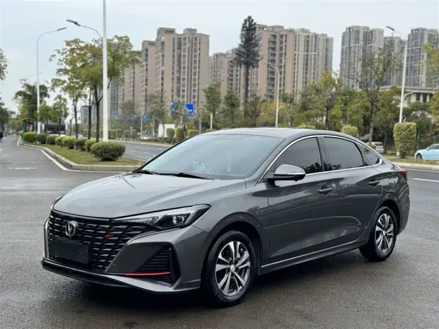 Фотография автомобиля — Changan Eado