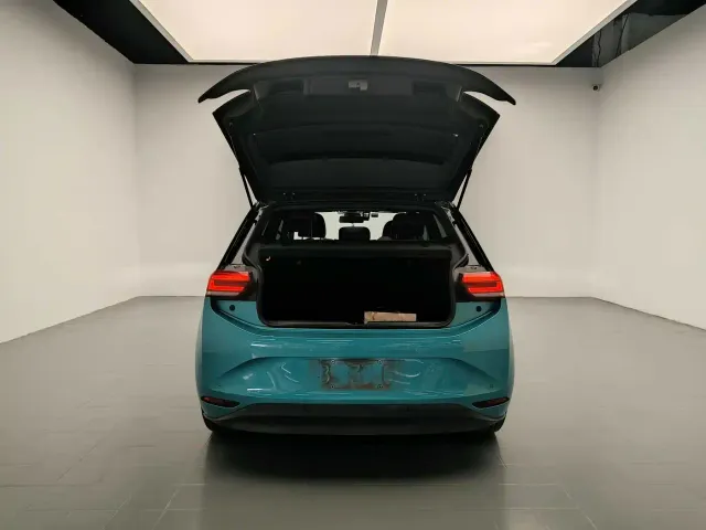 Volkswagen ID.3 — Фото автомобиля 15