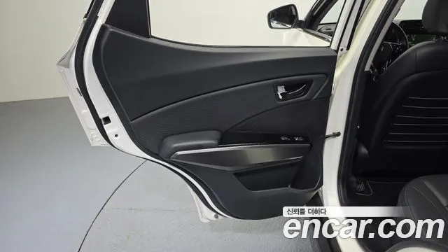 KG_Mobility_Ssangyong TIBOLI Very New Tivoli Бензин 1.5 2WD — Фото автомобиля 25