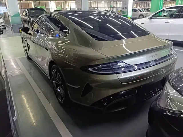 Xiaomi SU7 — Фото автомобиля 22