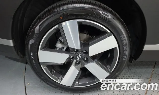 Hyundai Santa Fe MX5 — Фото автомобиля 5