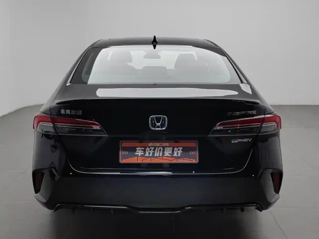 Honda Inspire Hybrid — Фото автомобиля 4