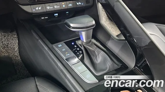 Hyundai Avante CN7 — Фото автомобиля 9