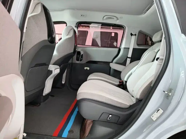ARCFOX Arcfox Koala 2023 Family Edition Pro — Фото автомобиля 16