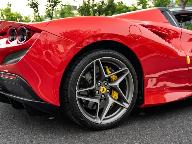 Ferrari F8 — Фото автомобиля 16