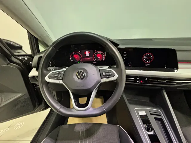 Volkswagen Golf — Фото автомобиля 9