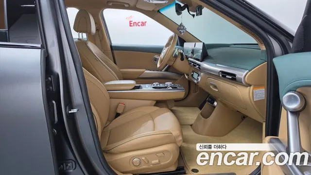 Genesis GV60 — Фото автомобиля 16