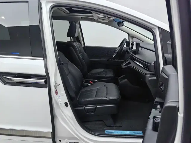 Honda Elysion — Фото автомобиля 23