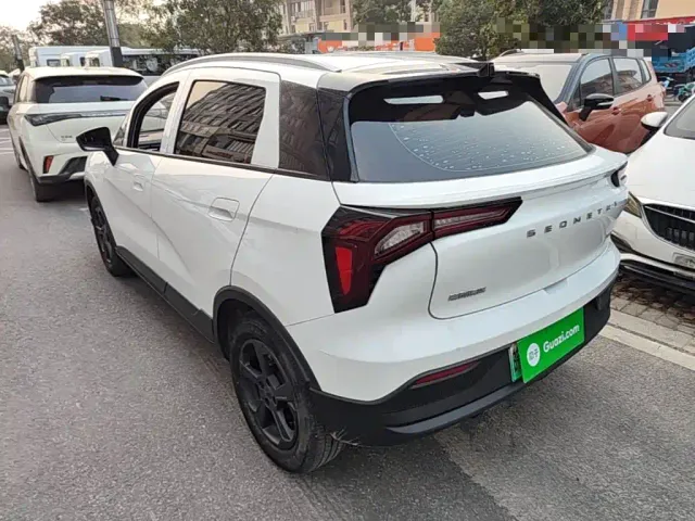 Geely Geometry E Firefly — Фото автомобиля 4