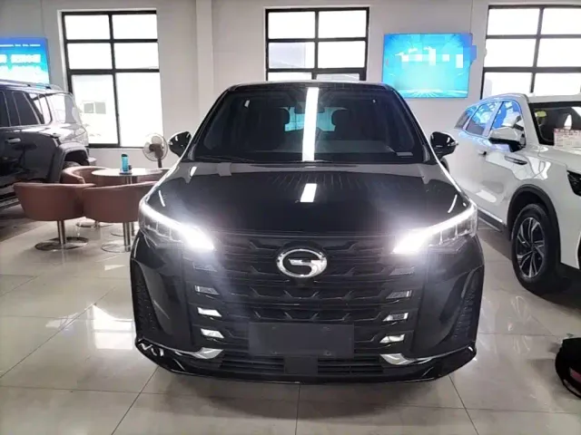 GAC Trumpchi M6 — Фото автомобиля 2