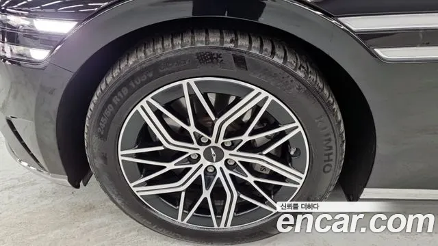 Genesis G90 Бензин 3.5 турбо AWD — Фото автомобиля 5
