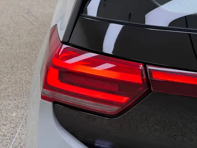 Volkswagen ID.3 — Фото автомобиля 8