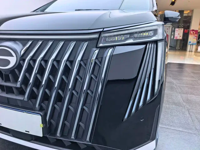 GAC Trumpchi M8 — Фото автомобиля 18