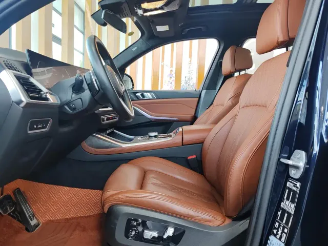 BMW X7 — Фото автомобиля 5