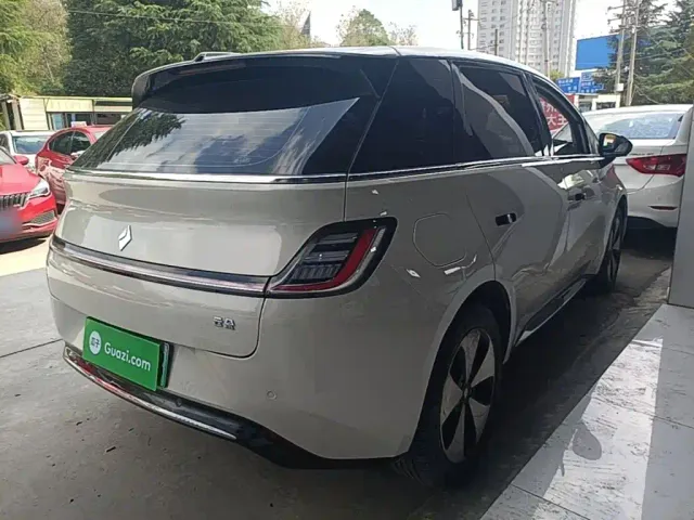 Baojun Cloud — Фото автомобиля 6