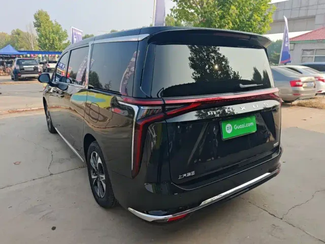 Maxus G90 — Фото автомобиля 4