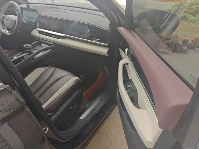 Geely Xingyue L — Фото автомобиля 8