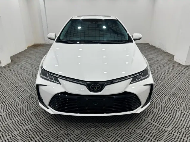 Toyota Corolla — Фото автомобиля 2