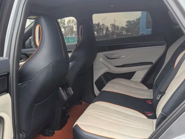BYD Song PLUS — Фото автомобиля 7