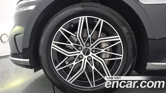 Genesis G90 Бензин 3.5 турбо AWD — Фото автомобиля 4